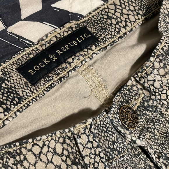 Rock & Republic Snakeskin Jeans - Picture 4 of 8